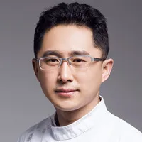 李春龙